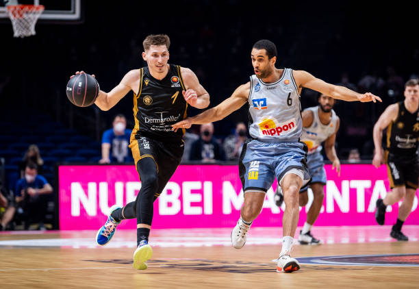 第二个进球 第二个进球