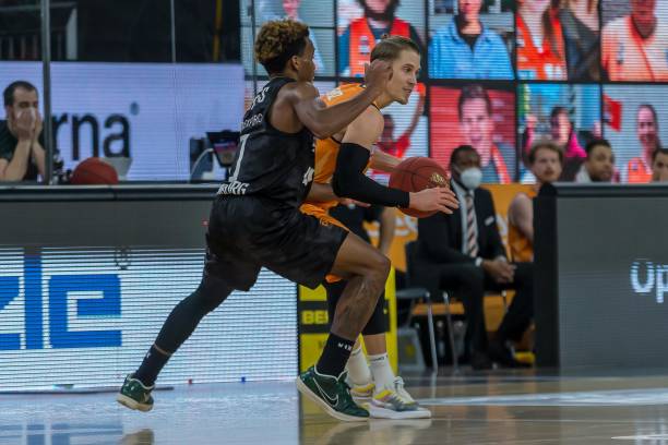 起他一次次 起他一次次