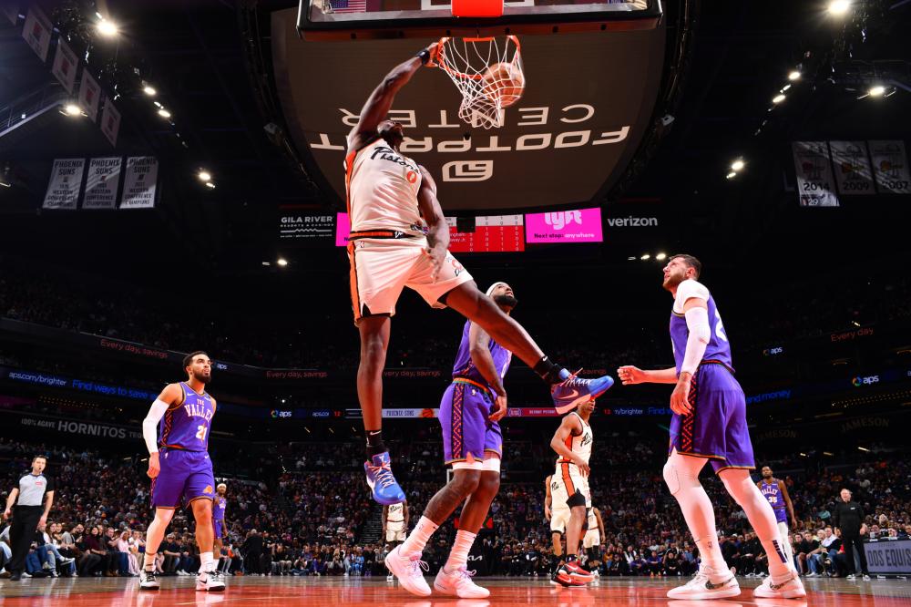 中展现了顶 中展现了顶