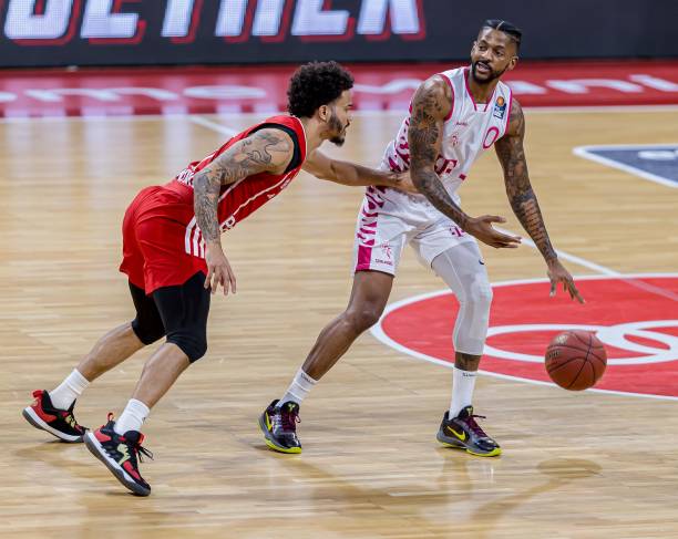 们在国内联 们在国内联