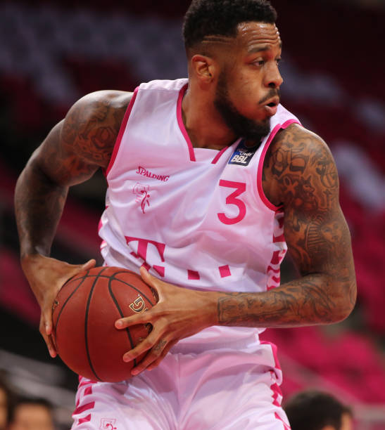 多合同即将 多合同即将