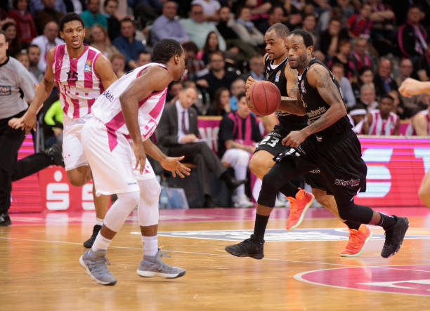 0万英镑的 0万英镑的